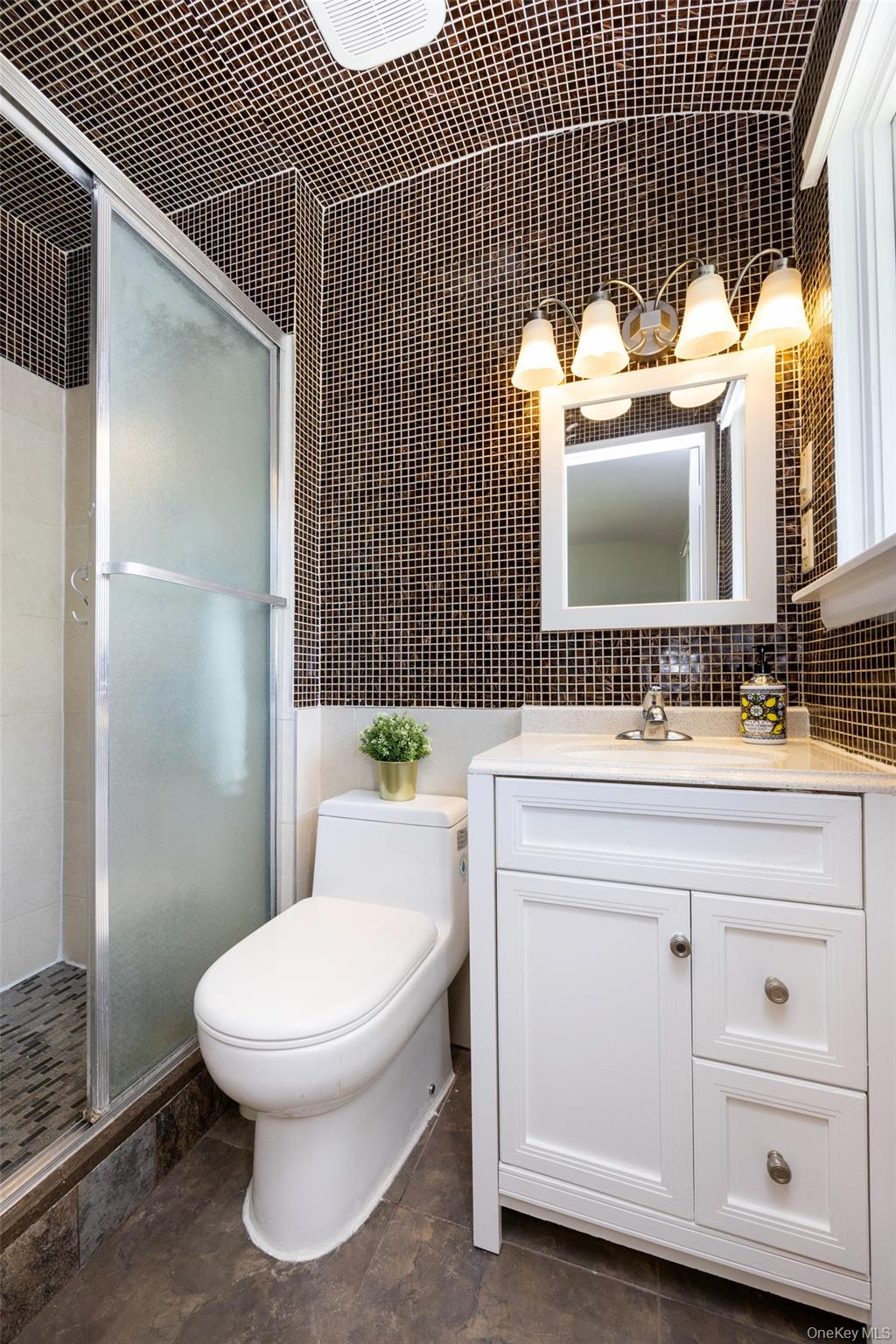 43 Saratoga Drive, Jericho, NY 11753