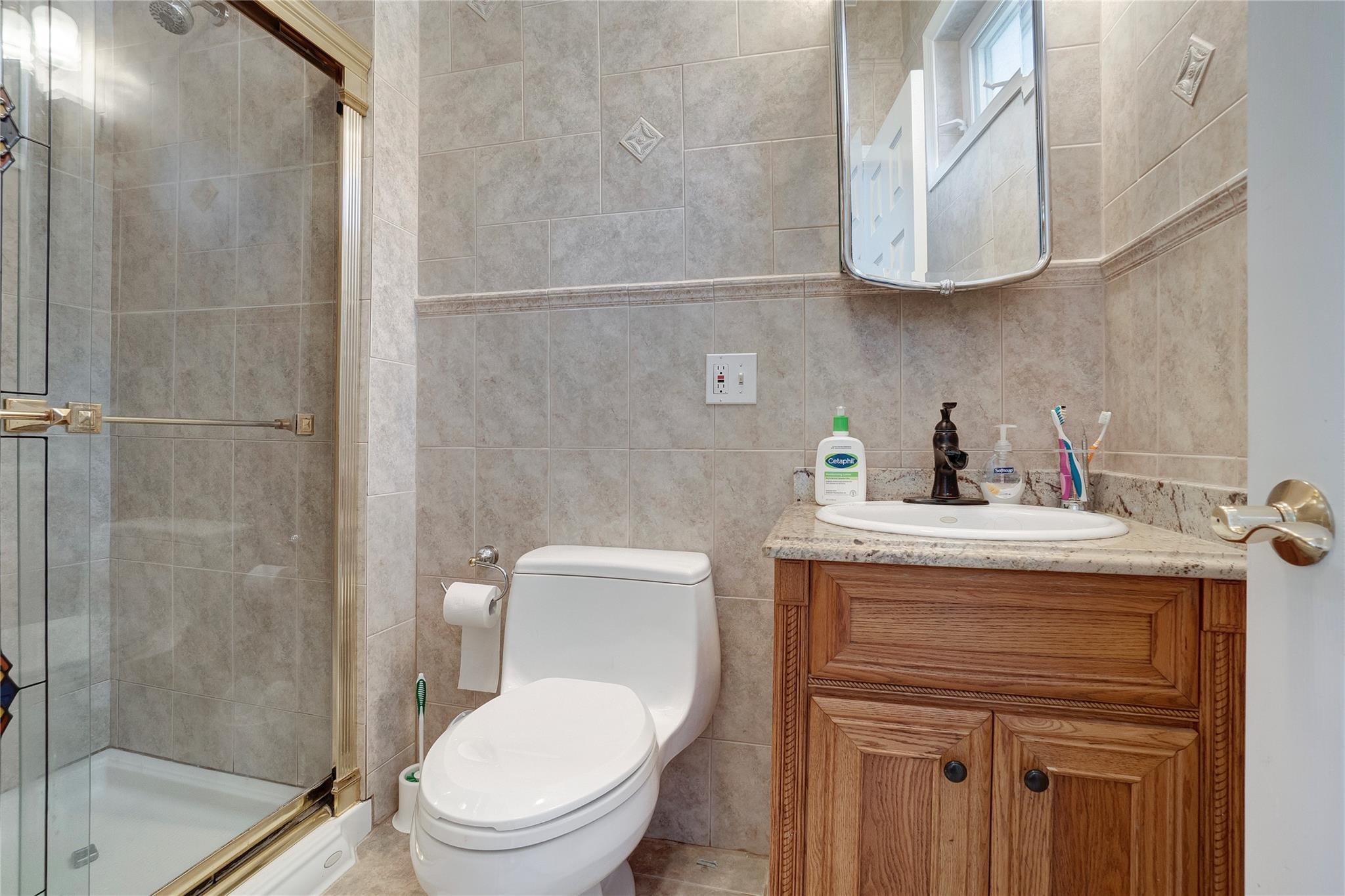 212 Beach 118th Street, Rockaway Park, NY 11694