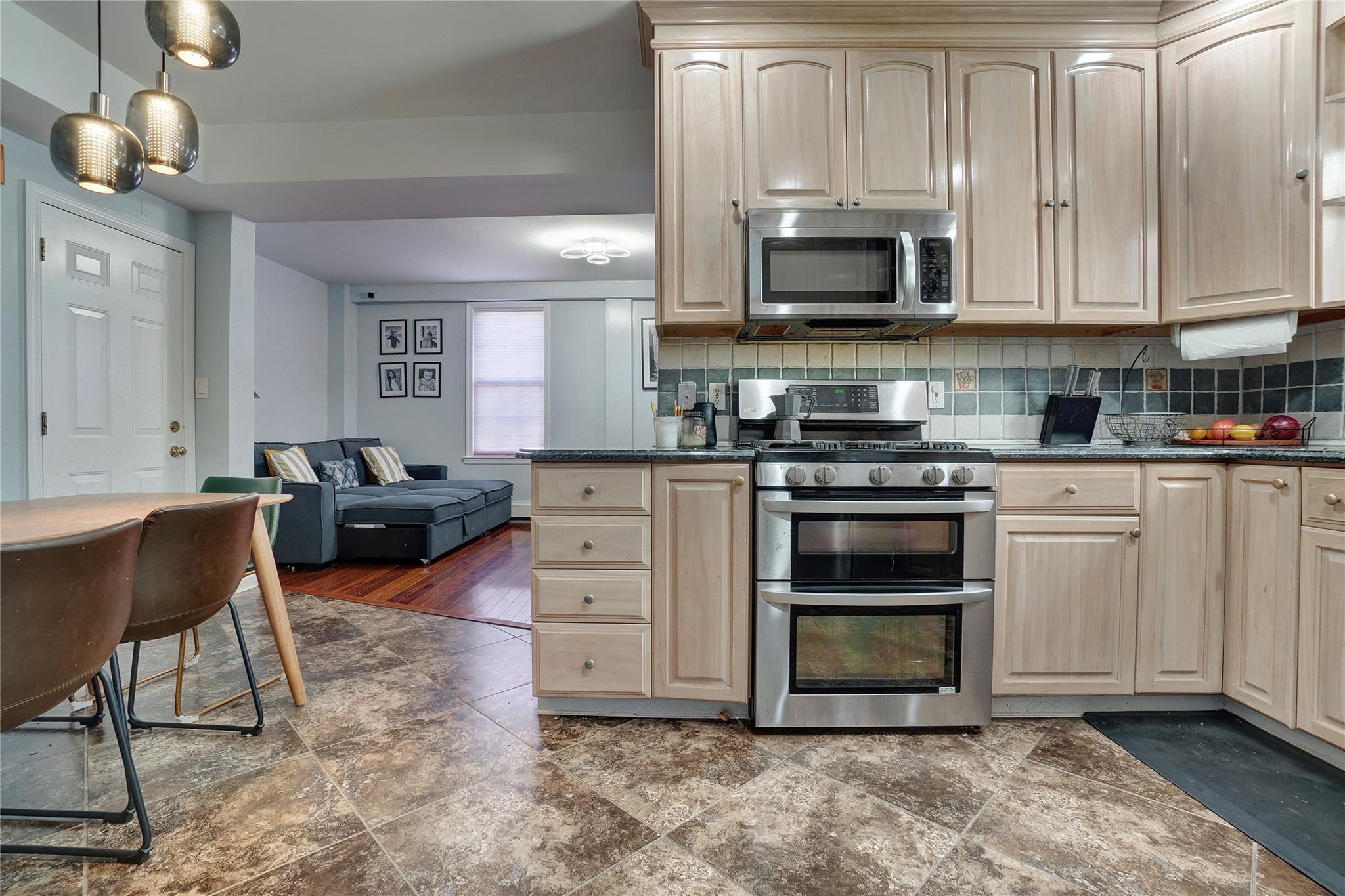 212 Beach 118th Street, Rockaway Park, NY 11694