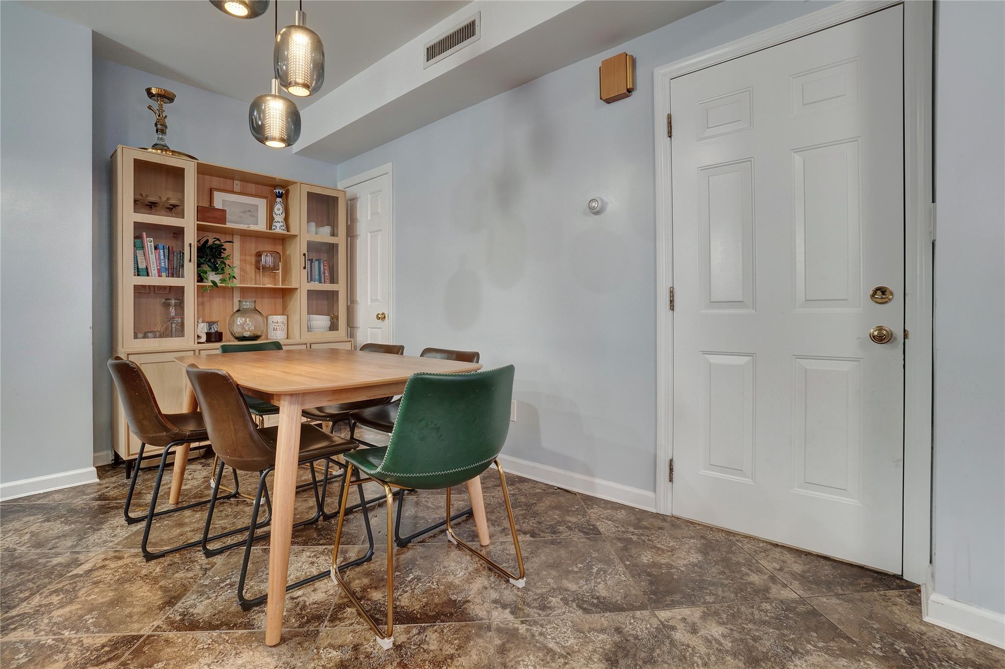 212 Beach 118th Street, Rockaway Park, NY 11694