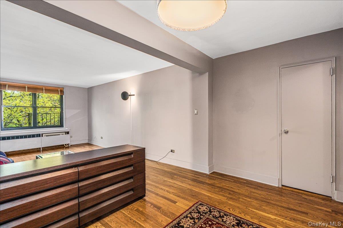 139-15 83 Avenue # 520, Briarwood, NY 11435