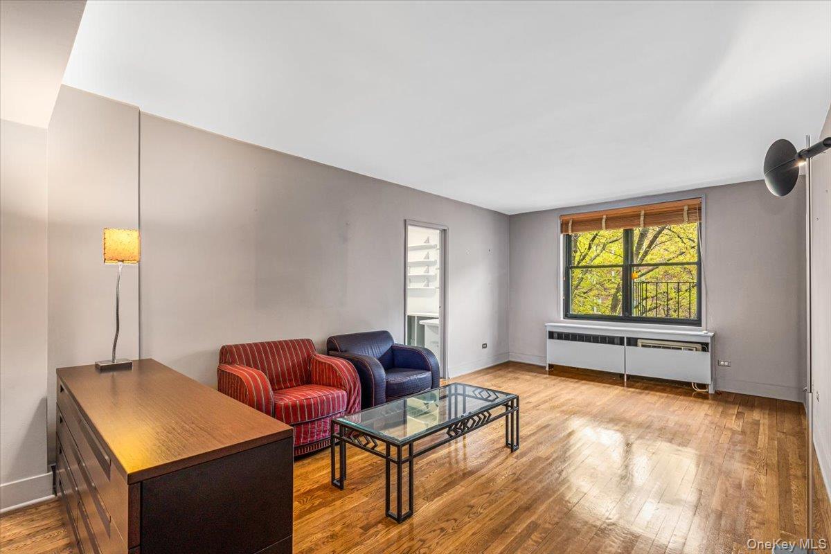 139-15 83 Avenue # 520, Briarwood, NY 11435