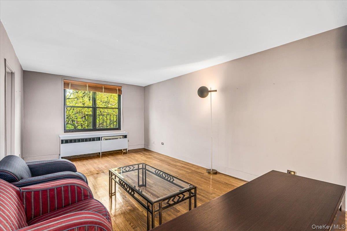 139-15 83 Avenue # 520, Briarwood, NY 11435