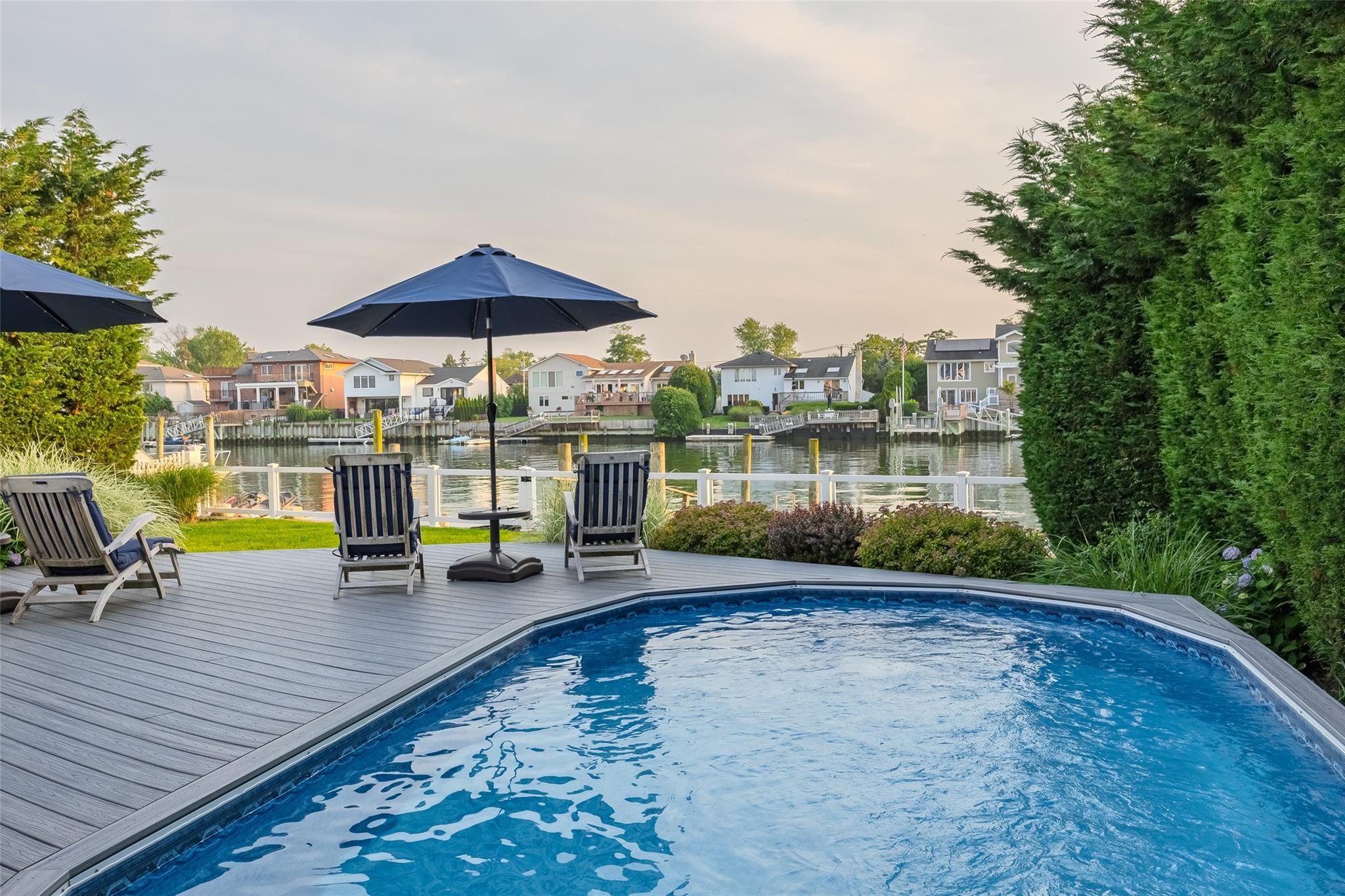 2904 Harbor Road, Merrick, NY 11566