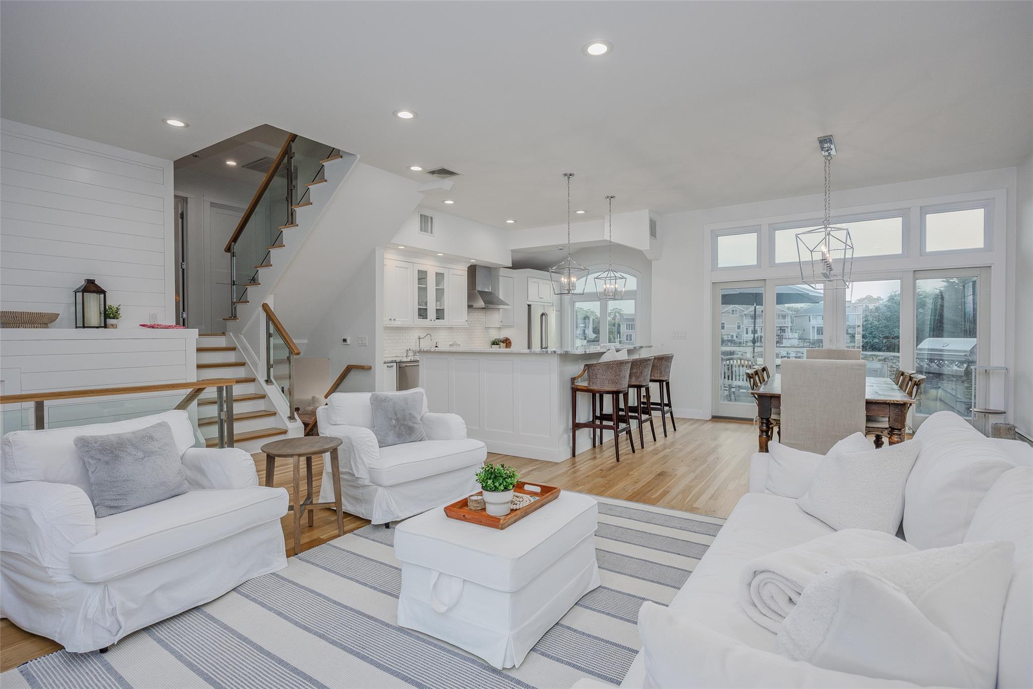2904 Harbor Road, Merrick, NY 11566