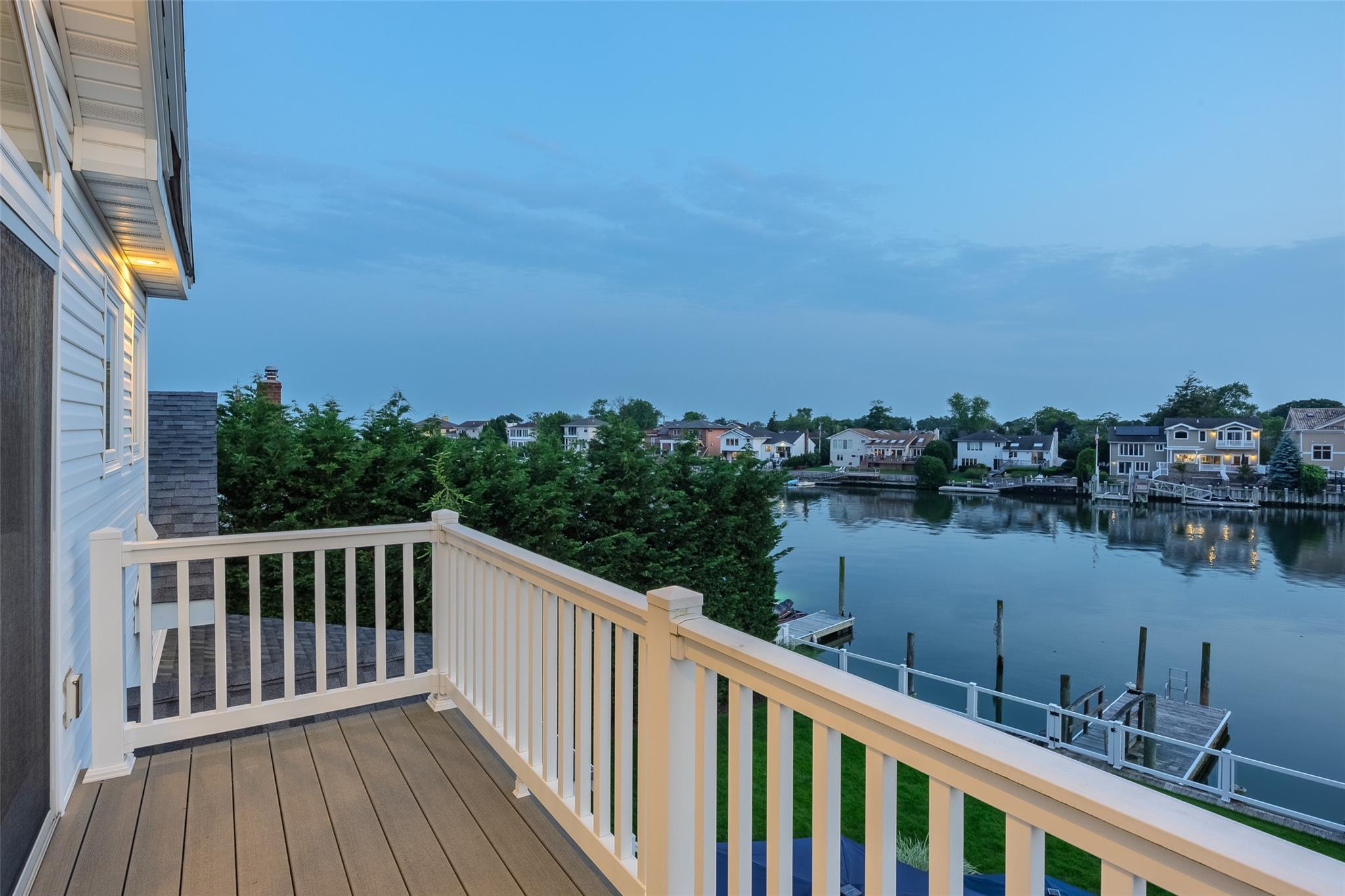 2904 Harbor Road, Merrick, NY 11566