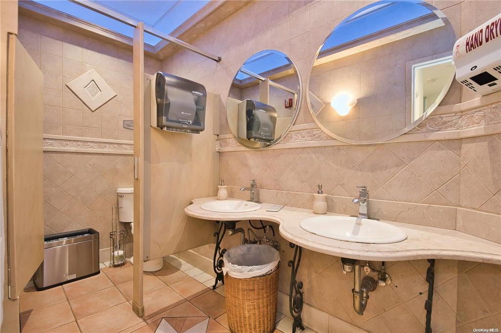 908-912B Hempstead Turnpike # 908,910,912A, 912B, Franklin Square, NY 11010