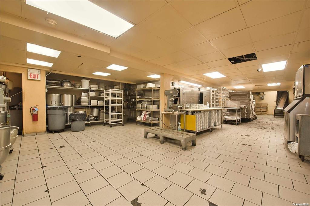 908-912B Hempstead Turnpike # 908,910,912A, 912B, Franklin Square, NY 11010