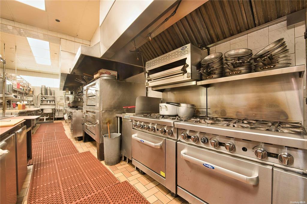 908-912B Hempstead Turnpike # 908,910,912A, 912B, Franklin Square, NY 11010