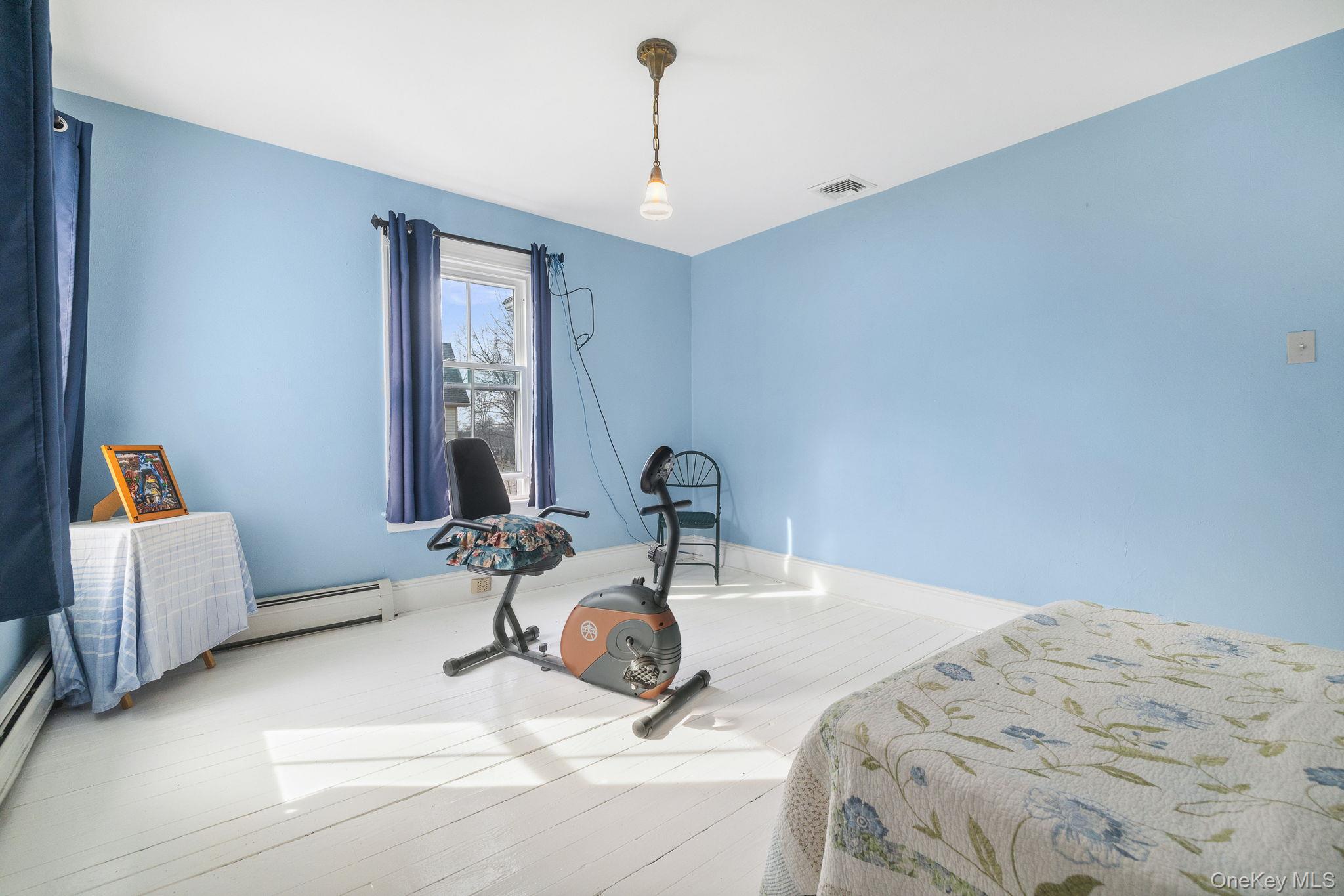 74 Lake Road, Valley Cottage, NY 10989