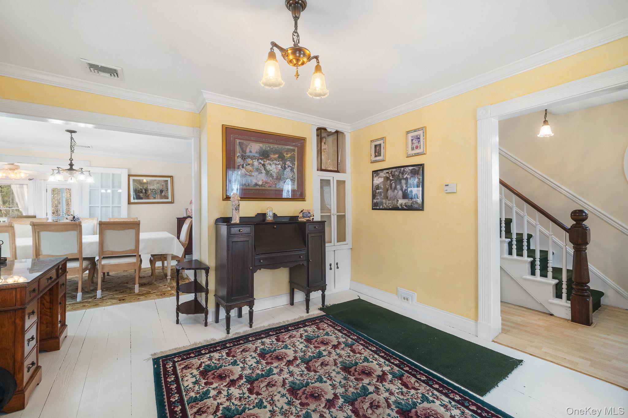 74 Lake Road, Valley Cottage, NY 10989