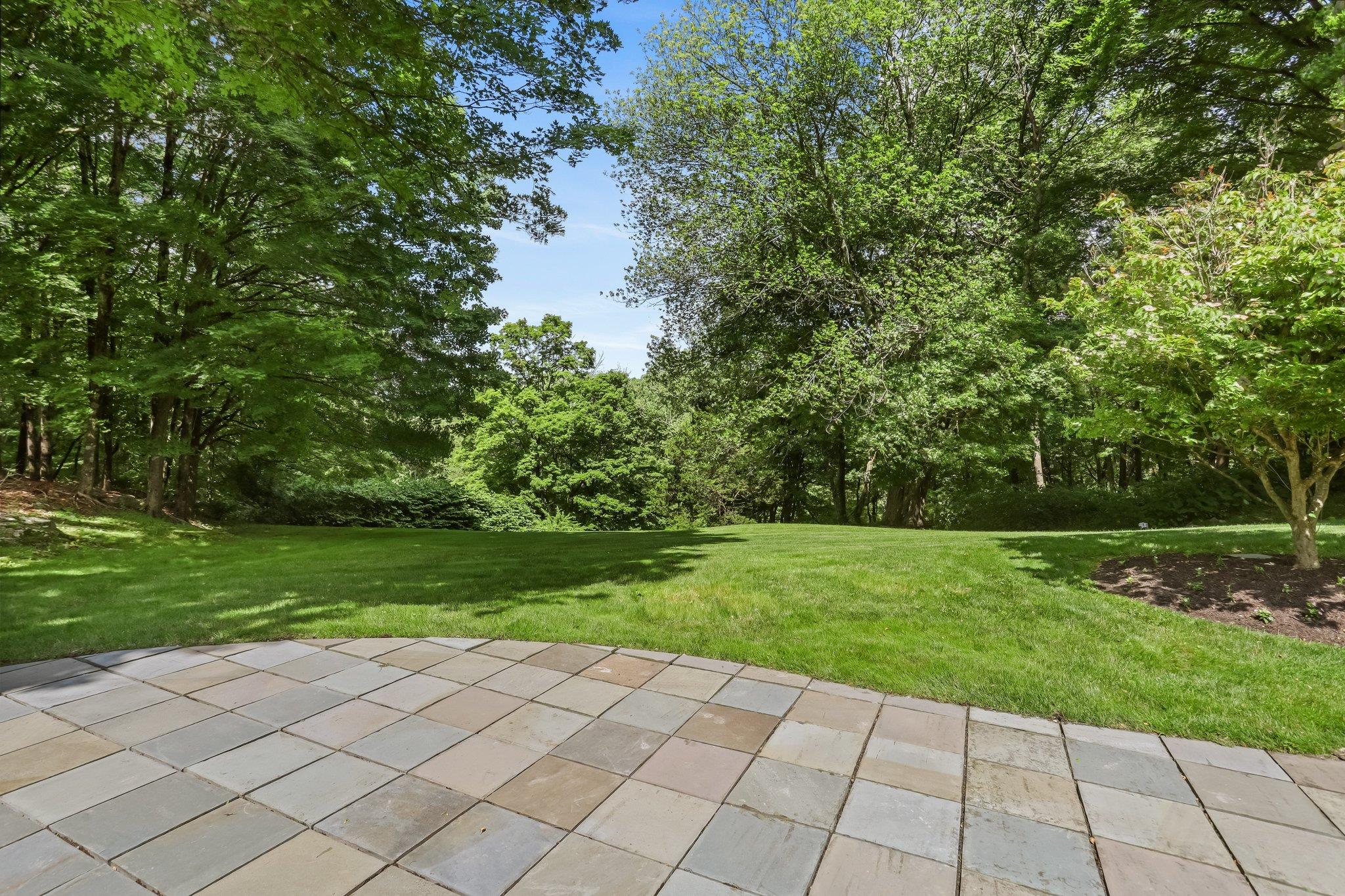 382 Long Ridge Road, Pound Ridge, NY 10576