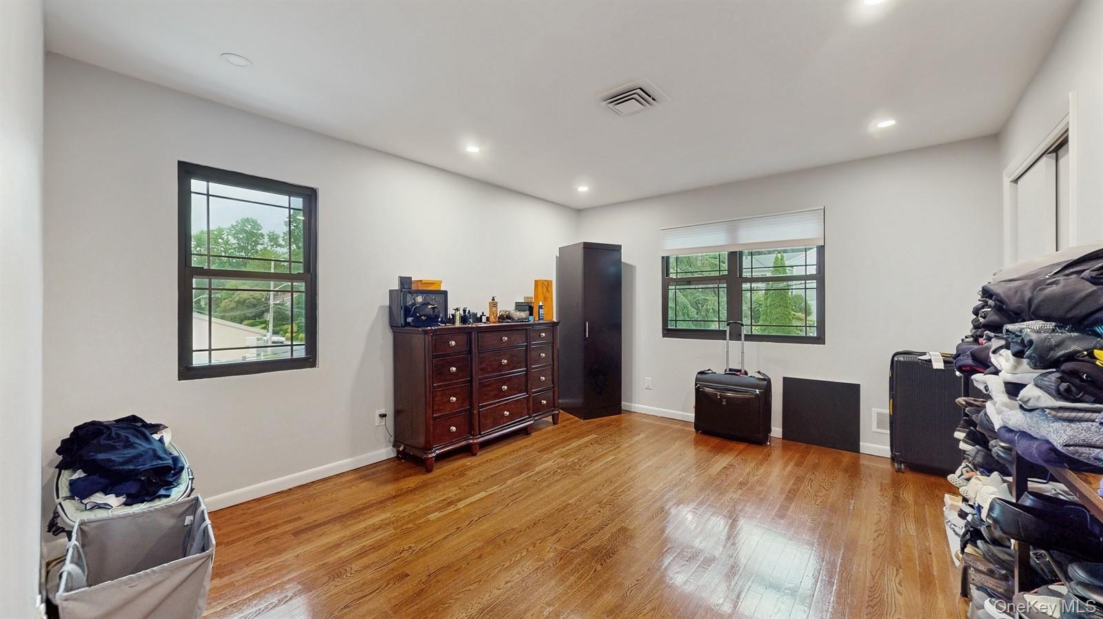 17 Arthur Place, Yonkers, NY 10701