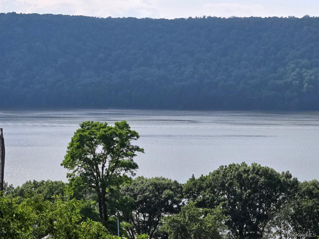 17 Arthur Place, Yonkers, NY 10701