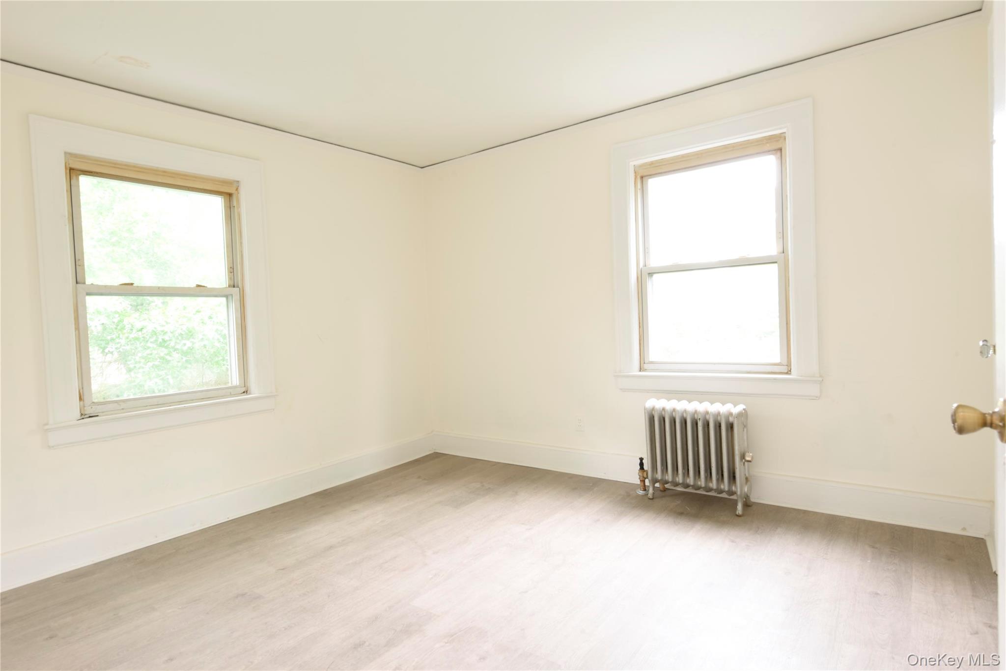 24 Parsons Drive, Hempstead, NY 11550