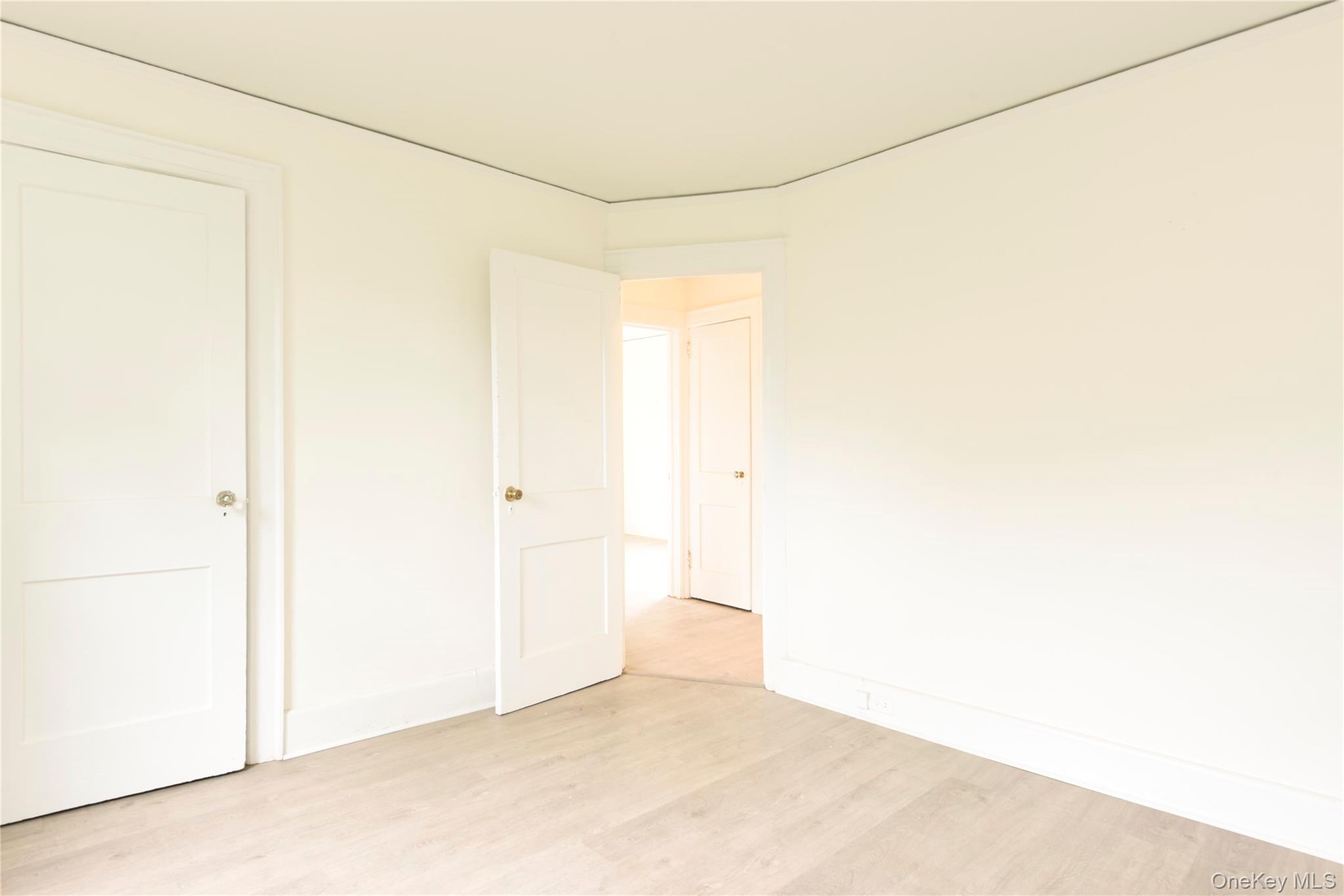 24 Parsons Drive, Hempstead, NY 11550