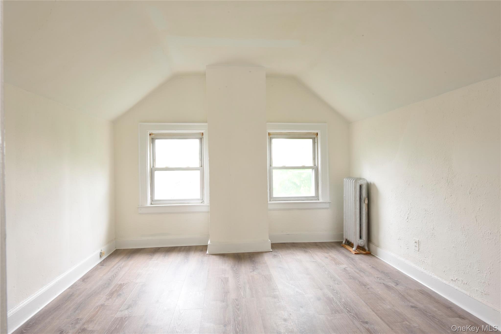 24 Parsons Drive, Hempstead, NY 11550