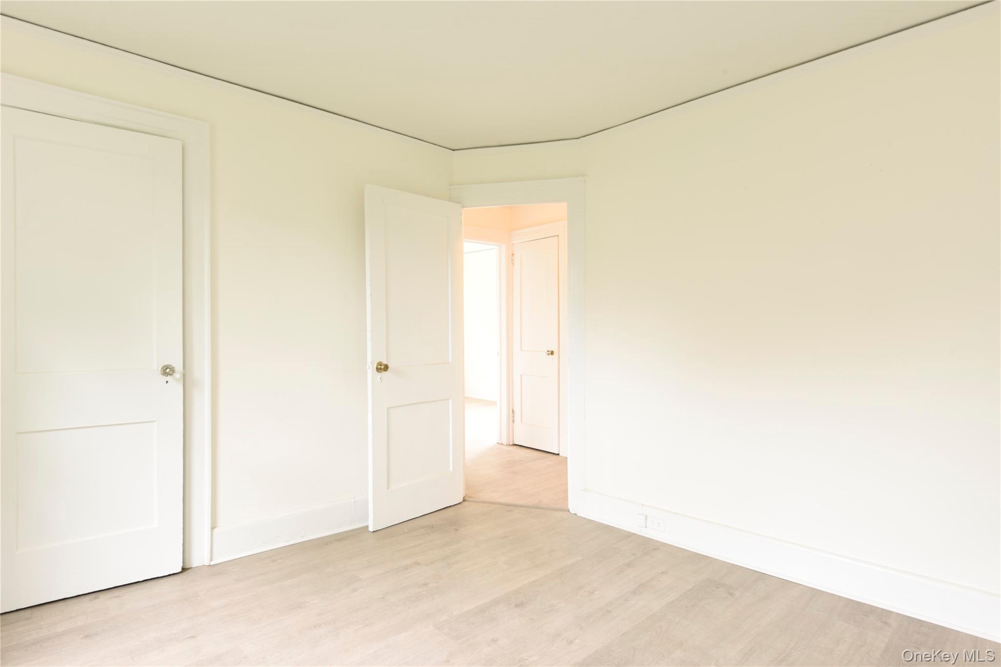 24 Parsons Drive, Hempstead, NY 11550