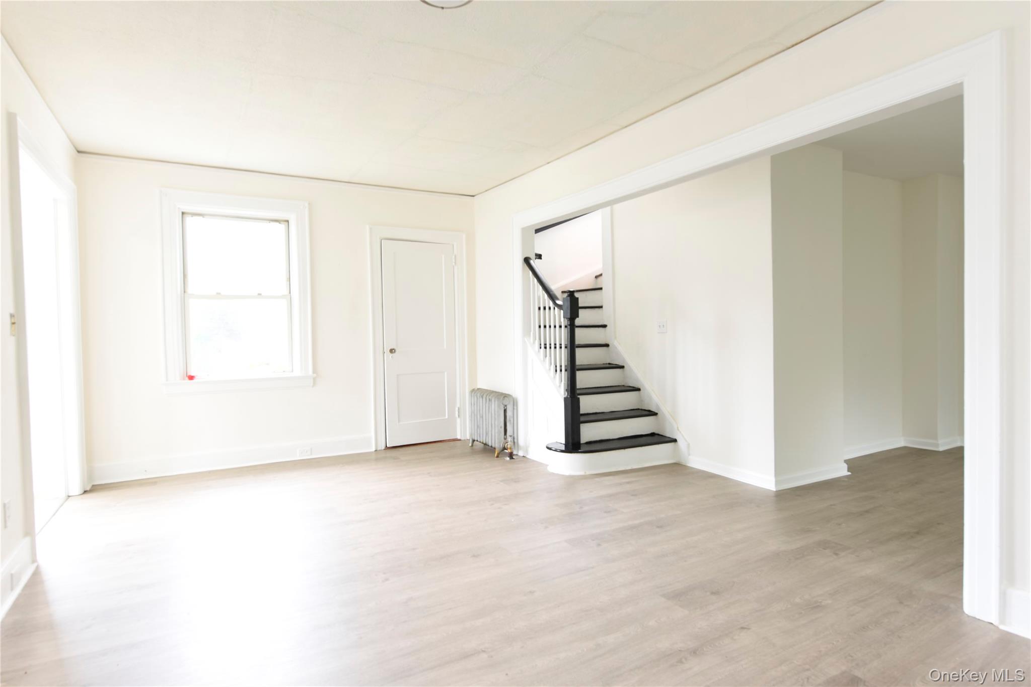 24 Parsons Drive, Hempstead, NY 11550