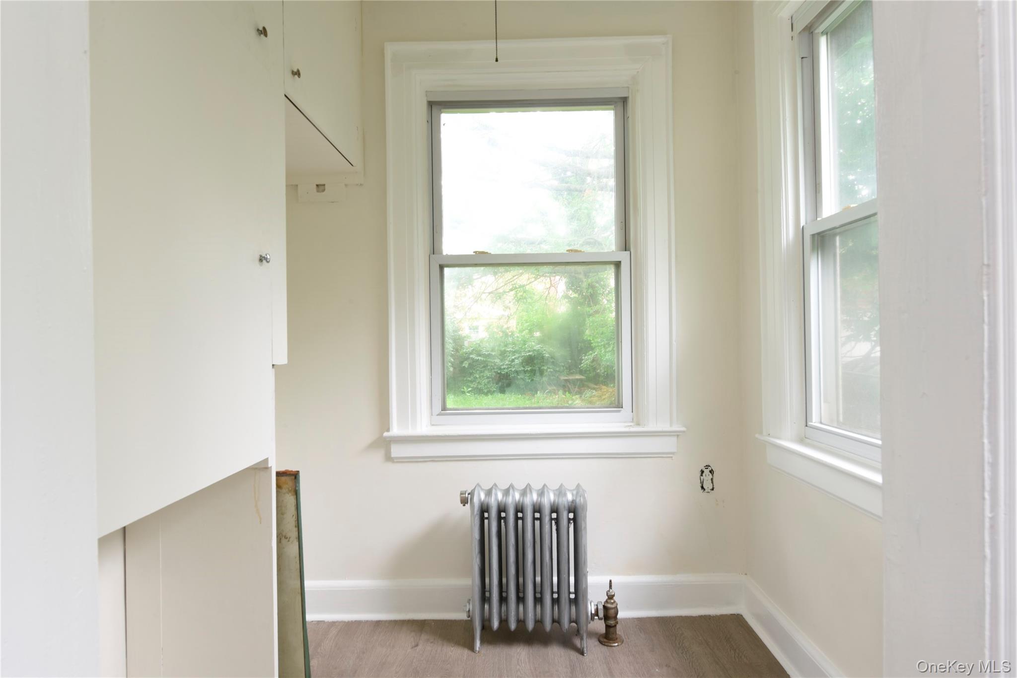 24 Parsons Drive, Hempstead, NY 11550