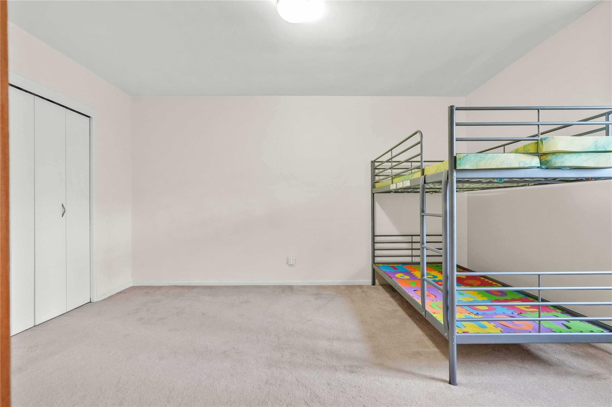 29-49 137 Street # 2H, Flushing, NY 11354