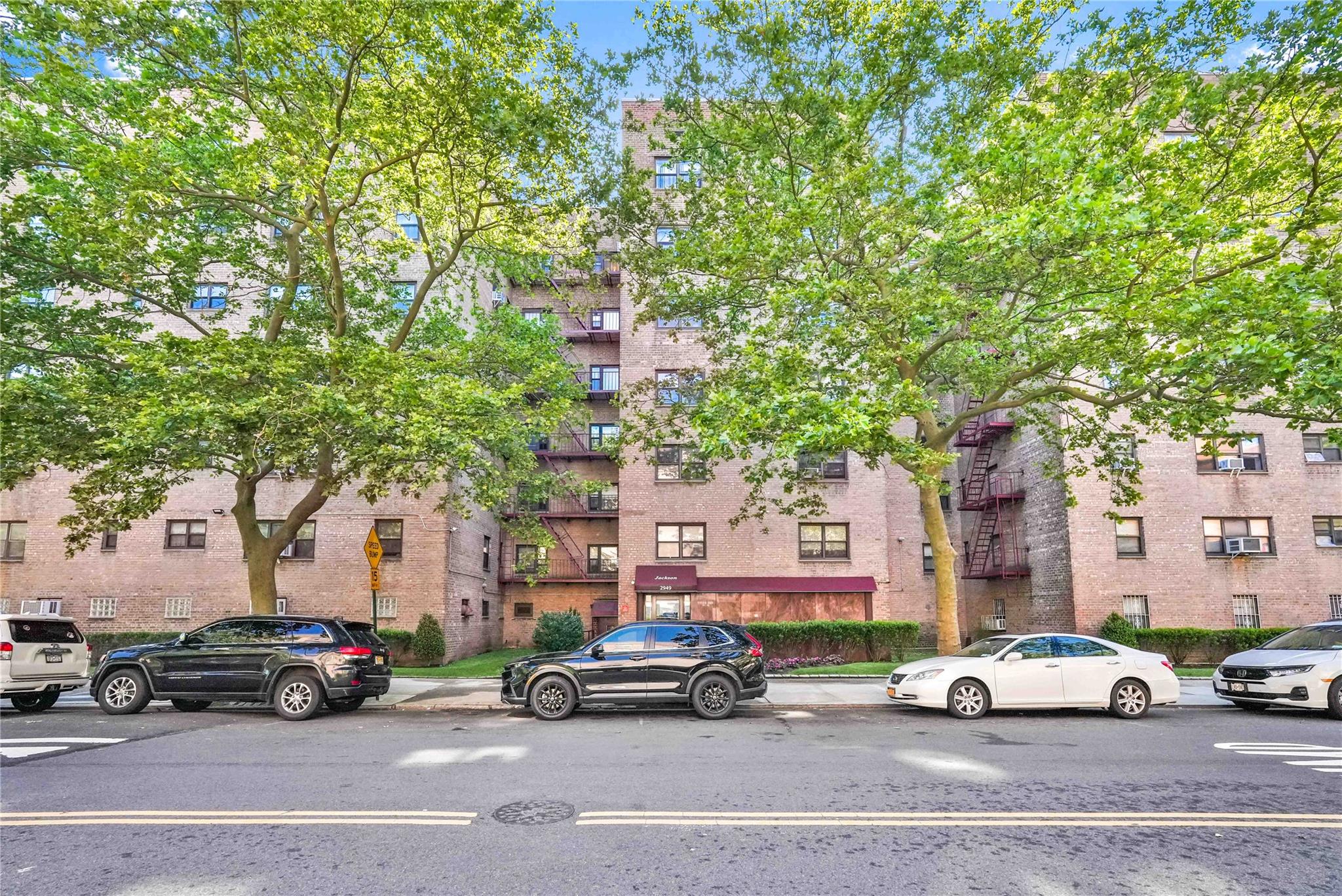 29-49 137 Street # 2H, Flushing, NY 11354