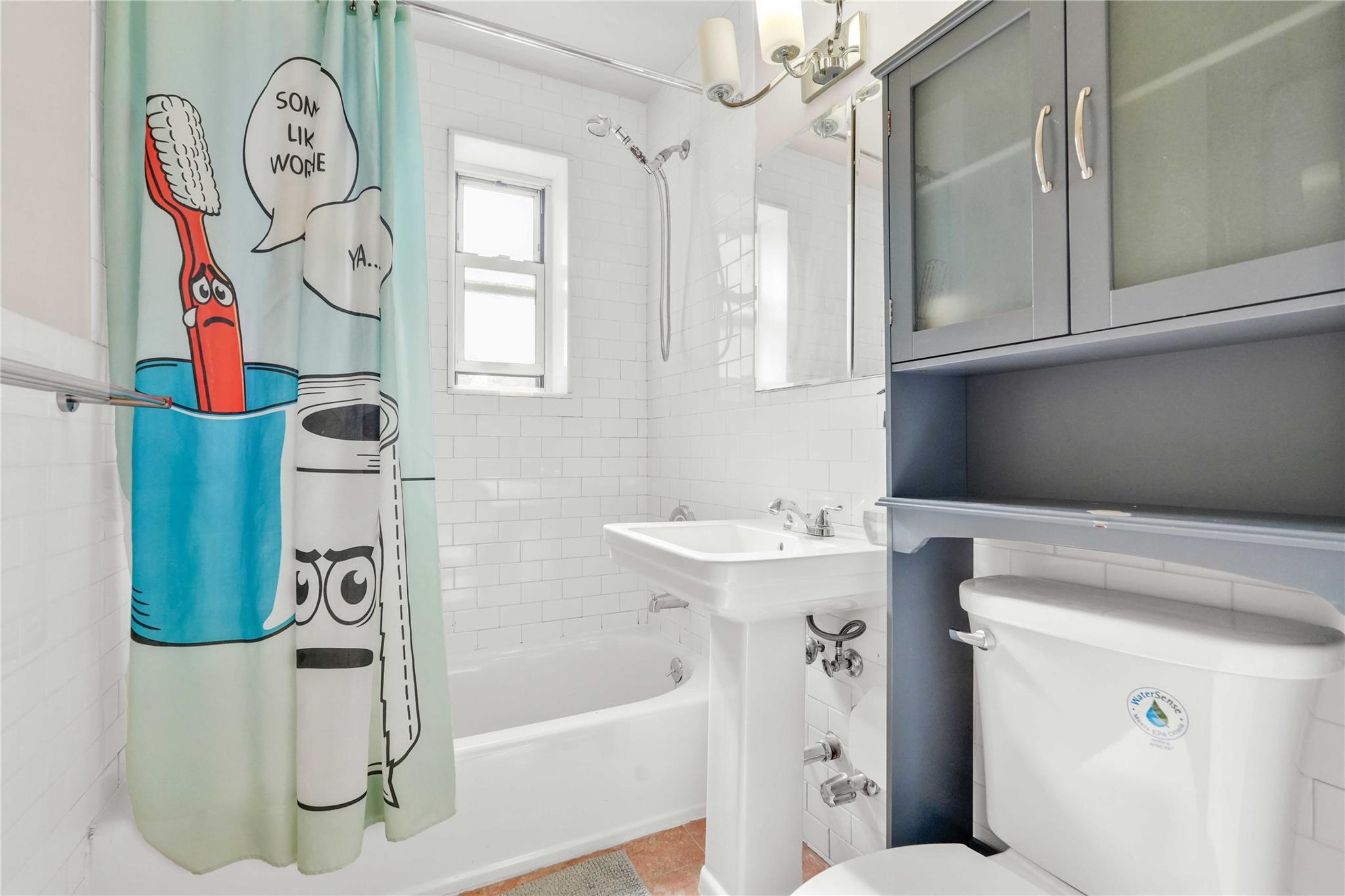 29-49 137 Street # 2H, Flushing, NY 11354