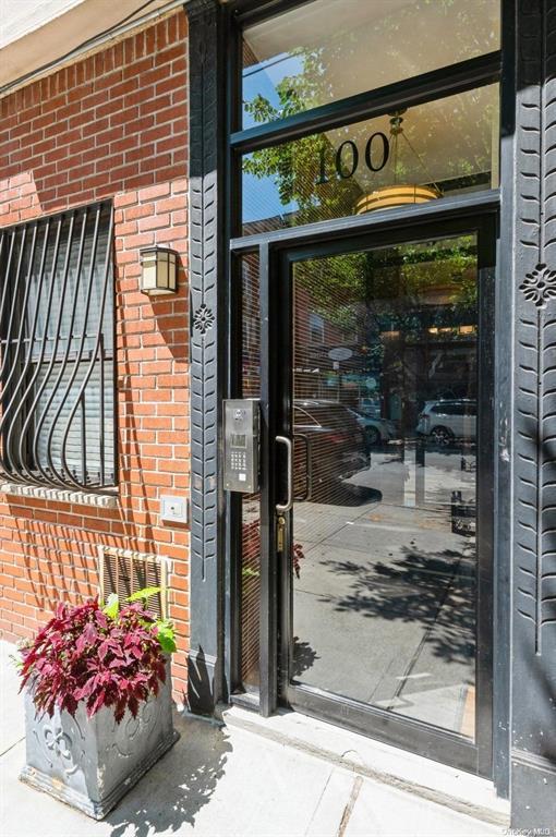 100 Ralph Avenue # 2 L, Brooklyn, NY 11221