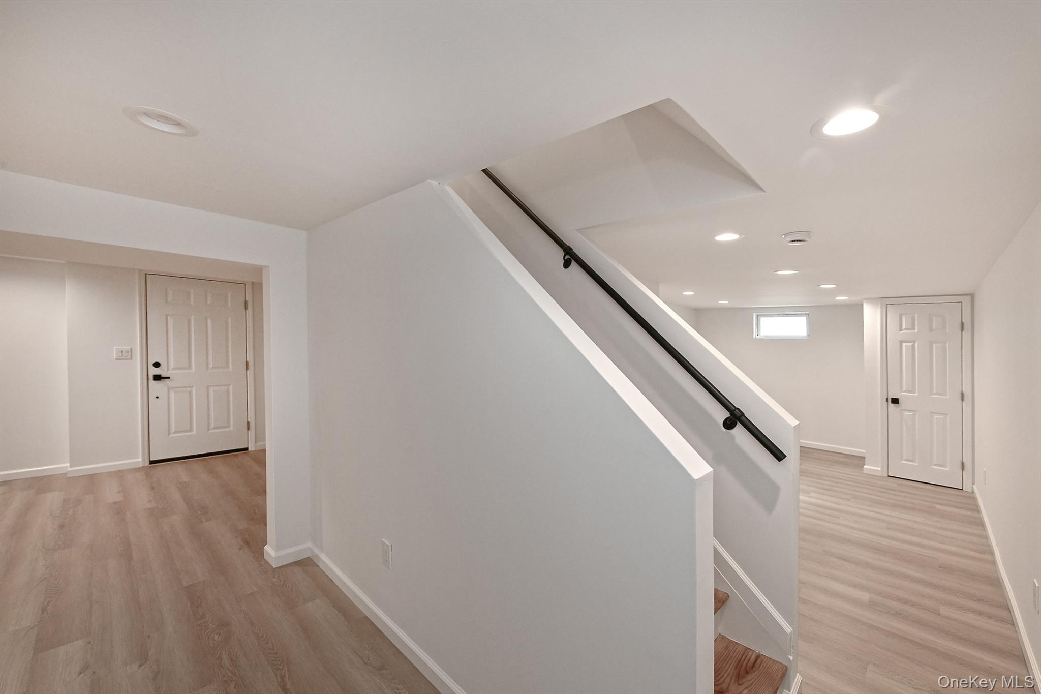 6 Ralph Young Avenue, Glen Cove, NY 11542