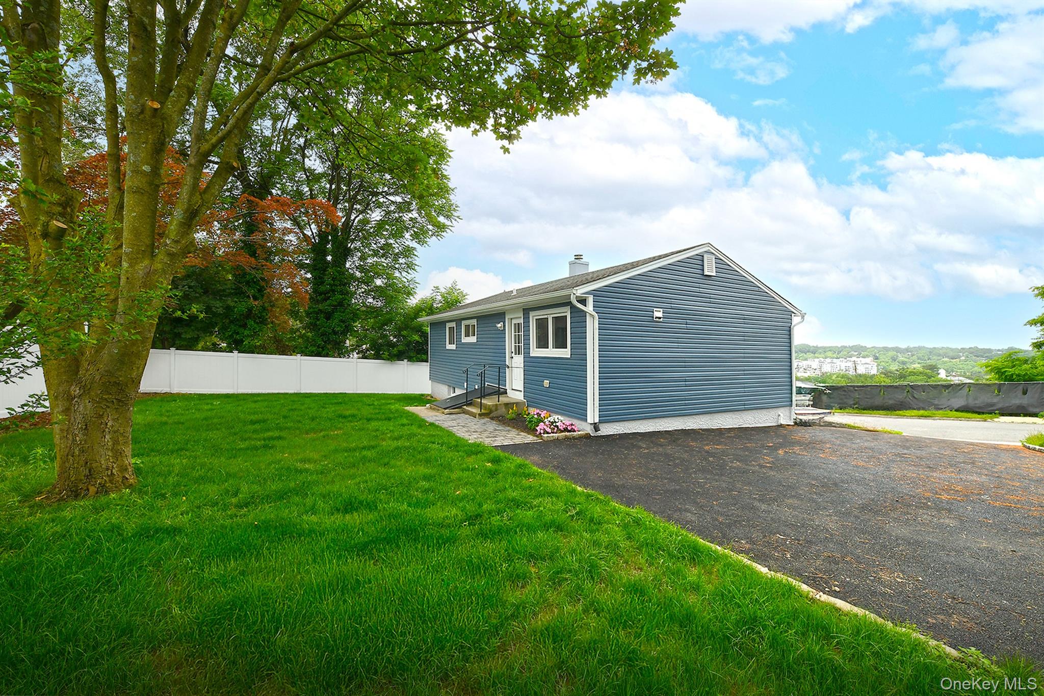 6 Ralph Young Avenue, Glen Cove, NY 11542