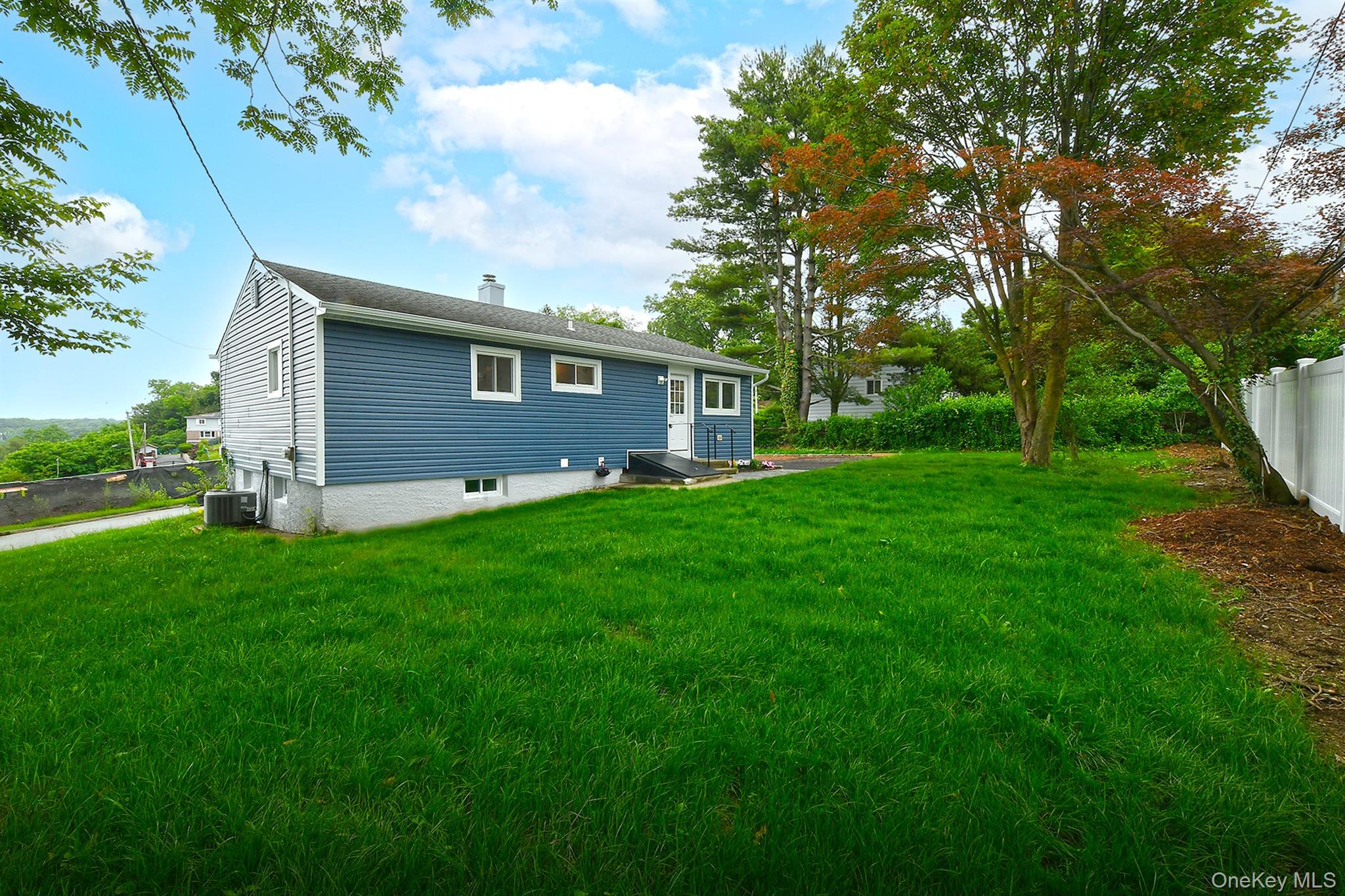 6 Ralph Young Avenue, Glen Cove, NY 11542