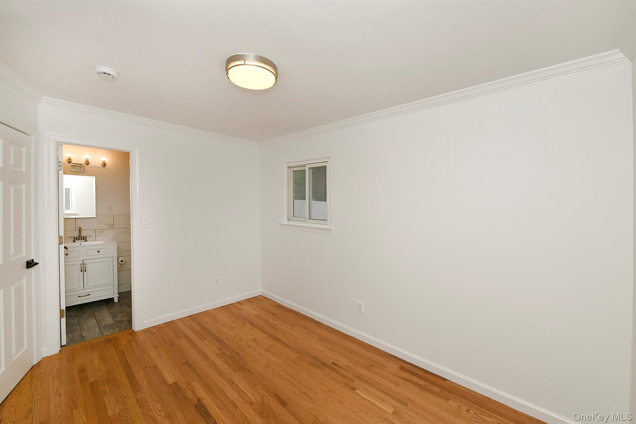 6 Ralph Young Avenue, Glen Cove, NY 11542