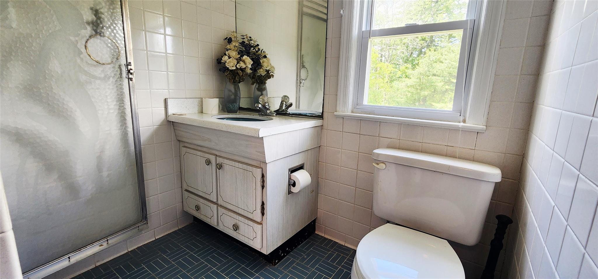 530 Sackett Lake Road, Monticello, NY 12701