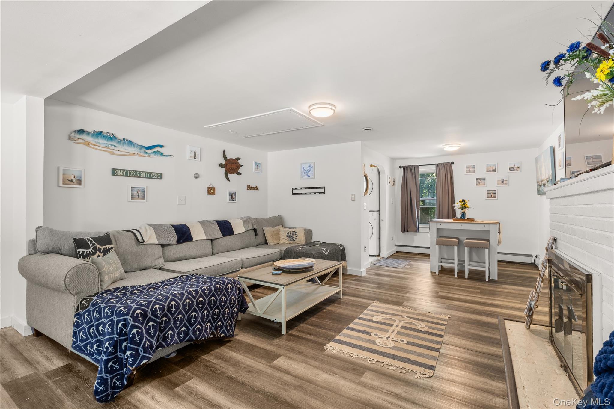 29A Grant Avenue # A, Brentwood, NY 11717