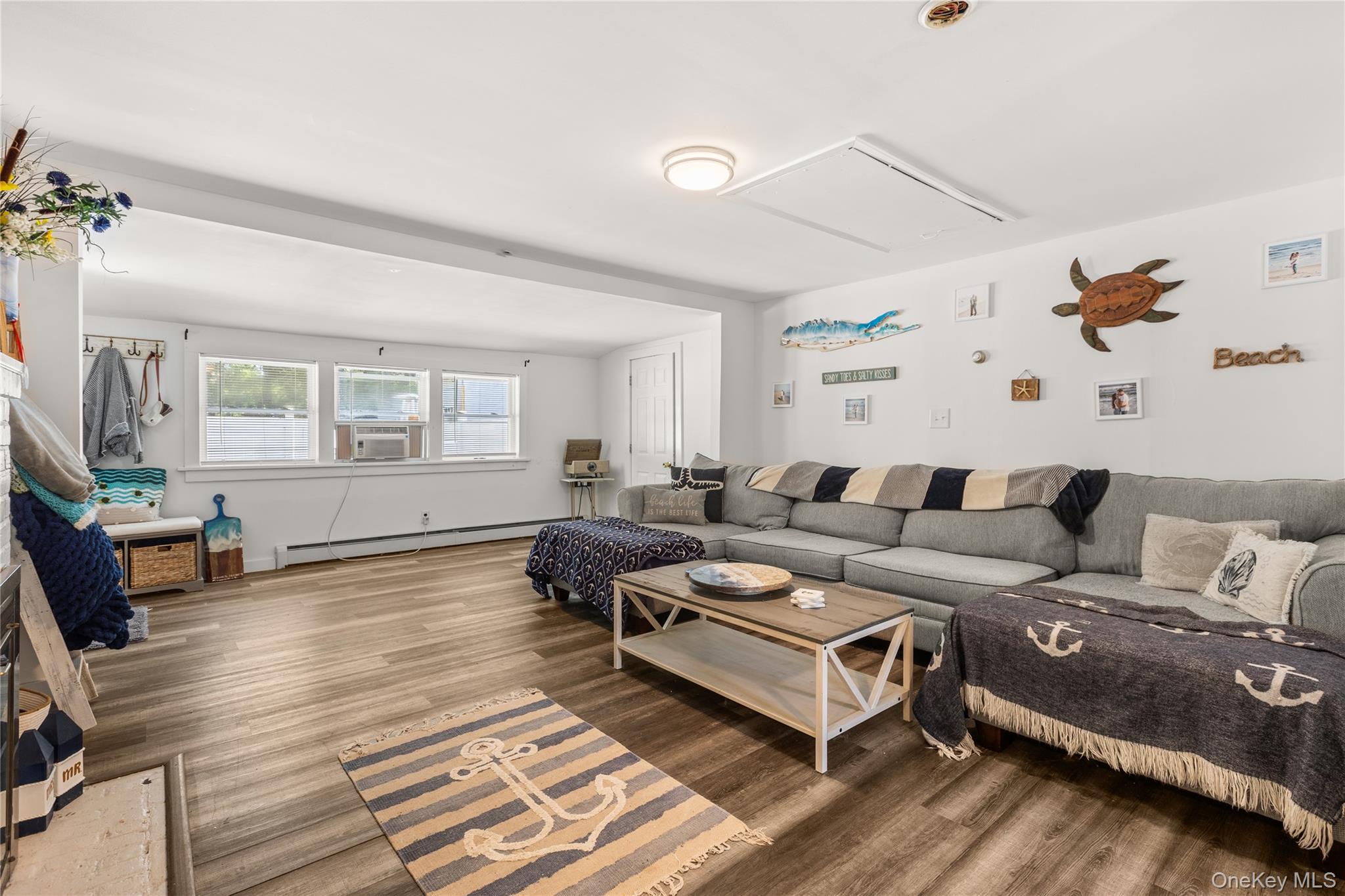 29A Grant Avenue # A, Brentwood, NY 11717