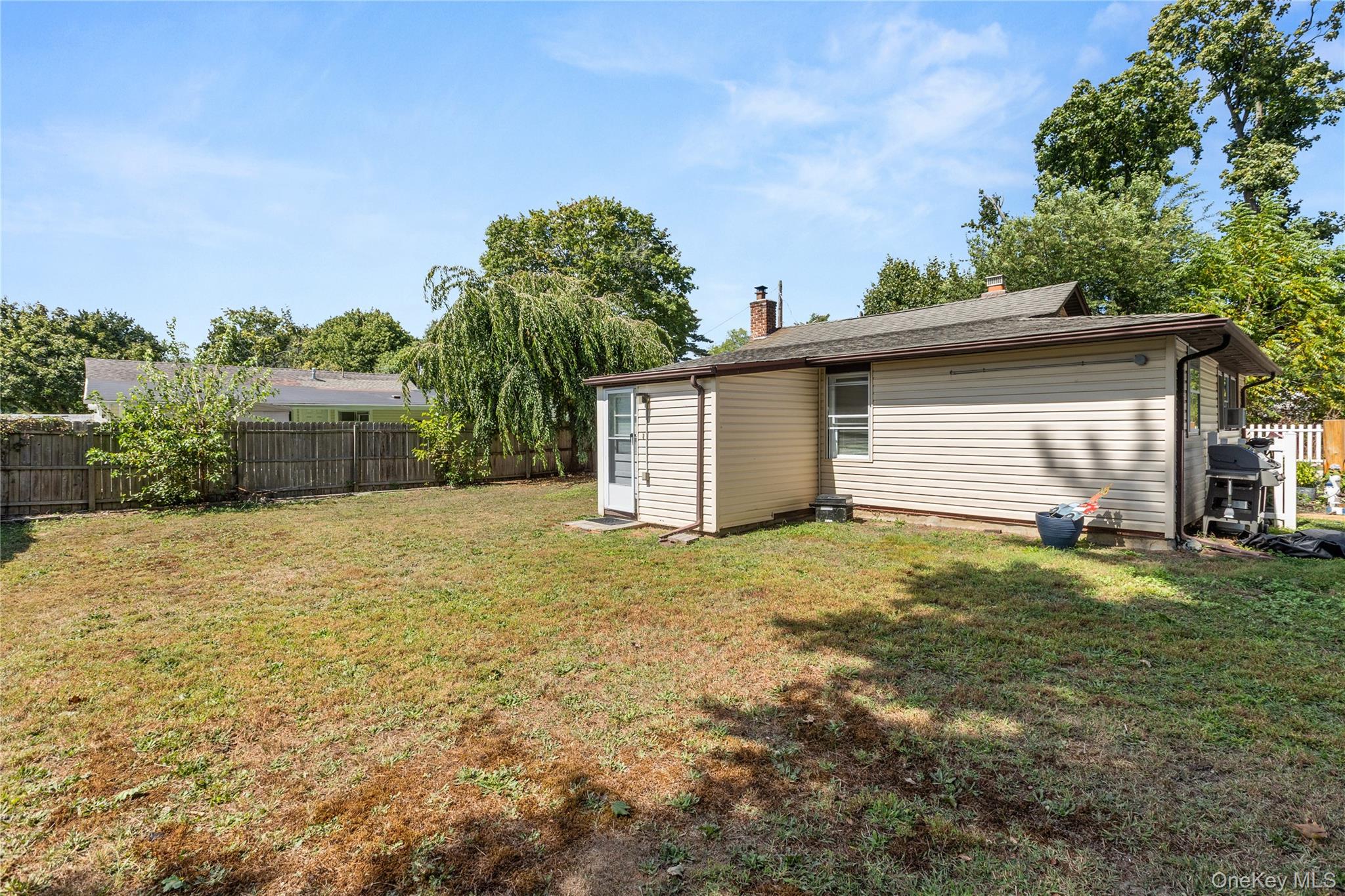 29A Grant Avenue # A, Brentwood, NY 11717