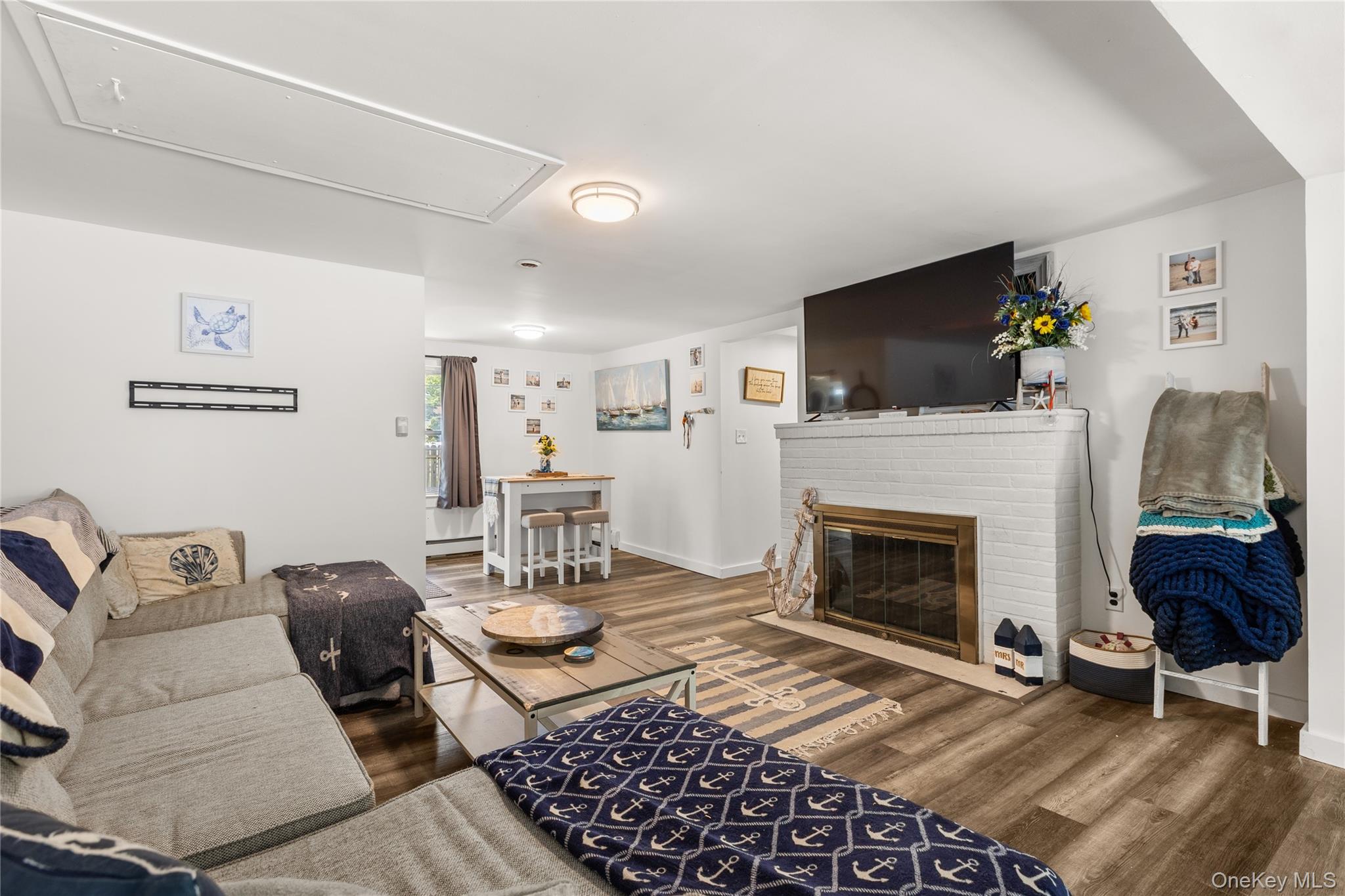 29A Grant Avenue # A, Brentwood, NY 11717