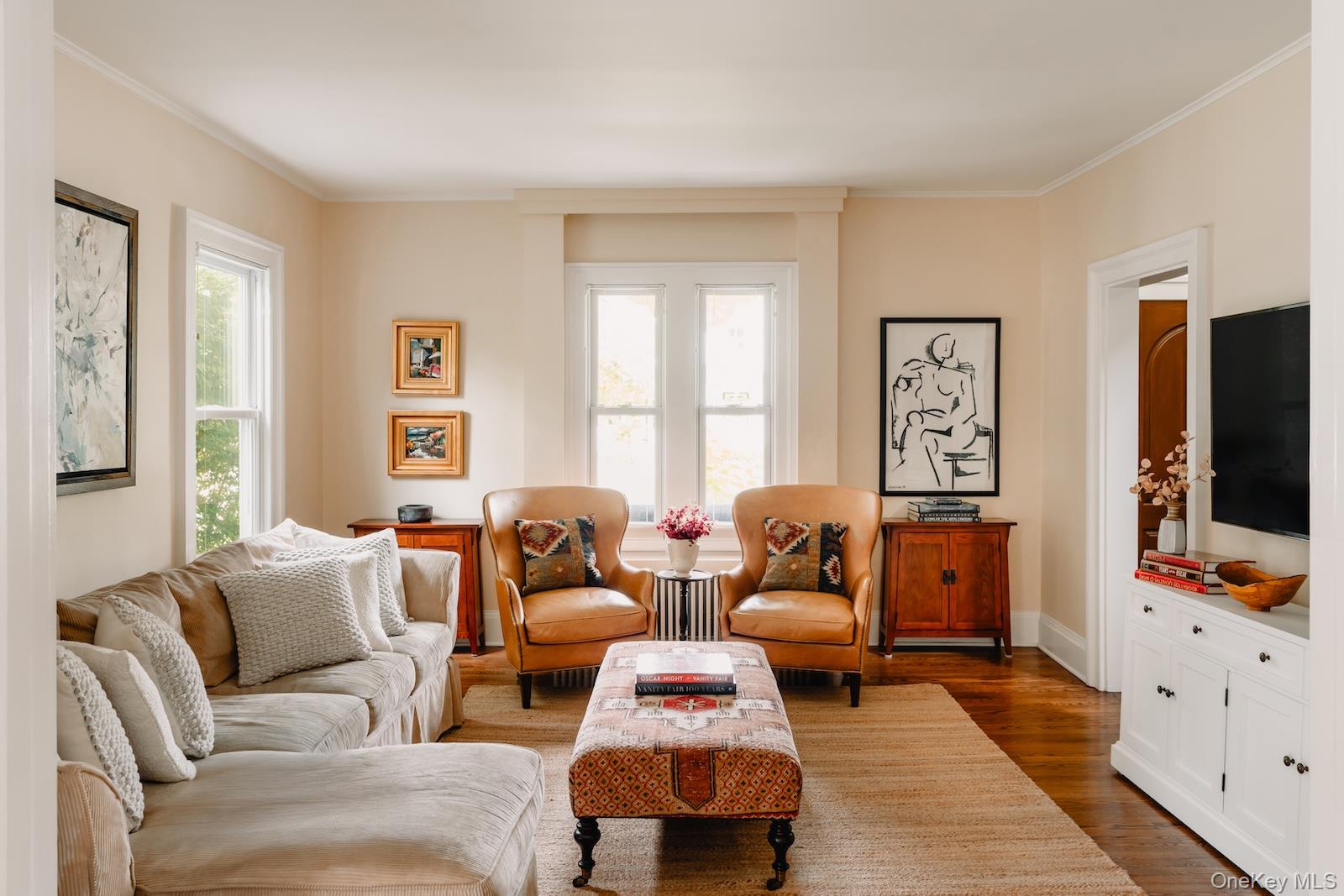 38 Chestnut Street, Rhinebeck, NY 12572