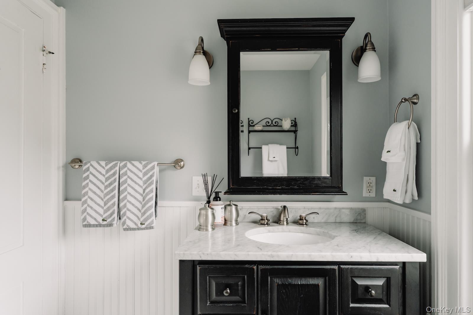 38 Chestnut Street, Rhinebeck, NY 12572