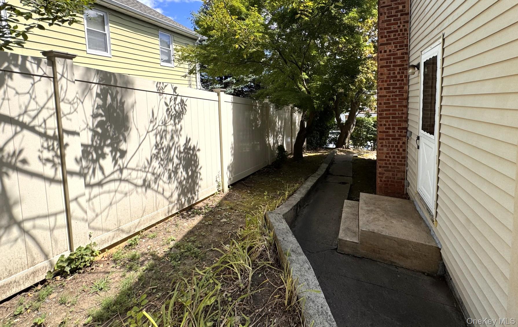 45 AKA 47 Portland Place, Yonkers, NY 10703