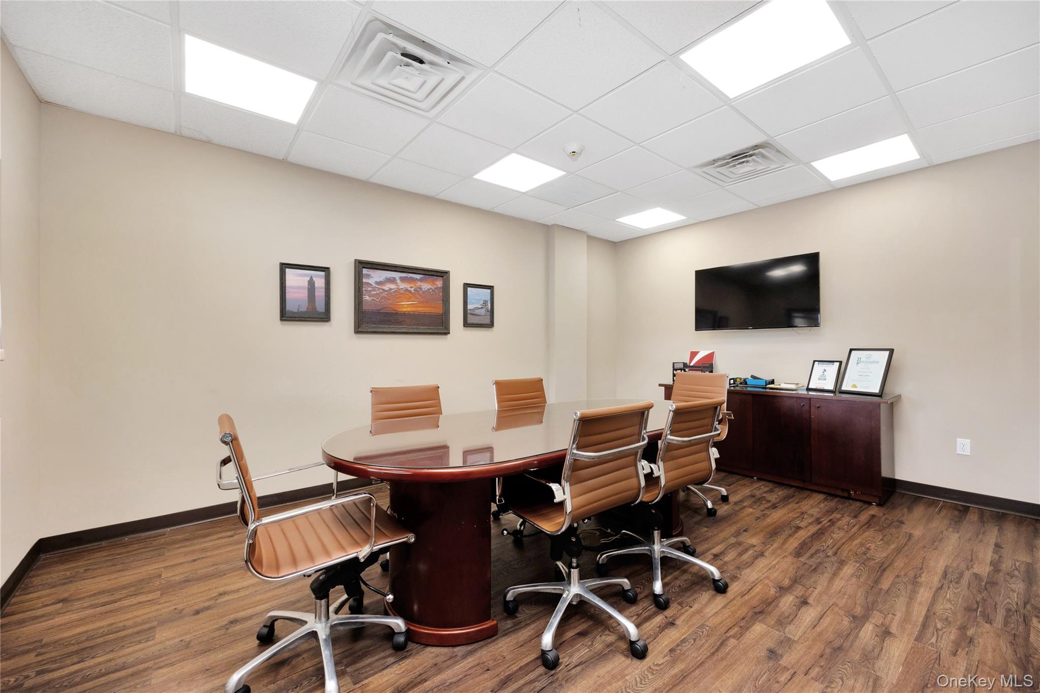 245-249 Montauk Highway, Lindenhurst, NY 11757