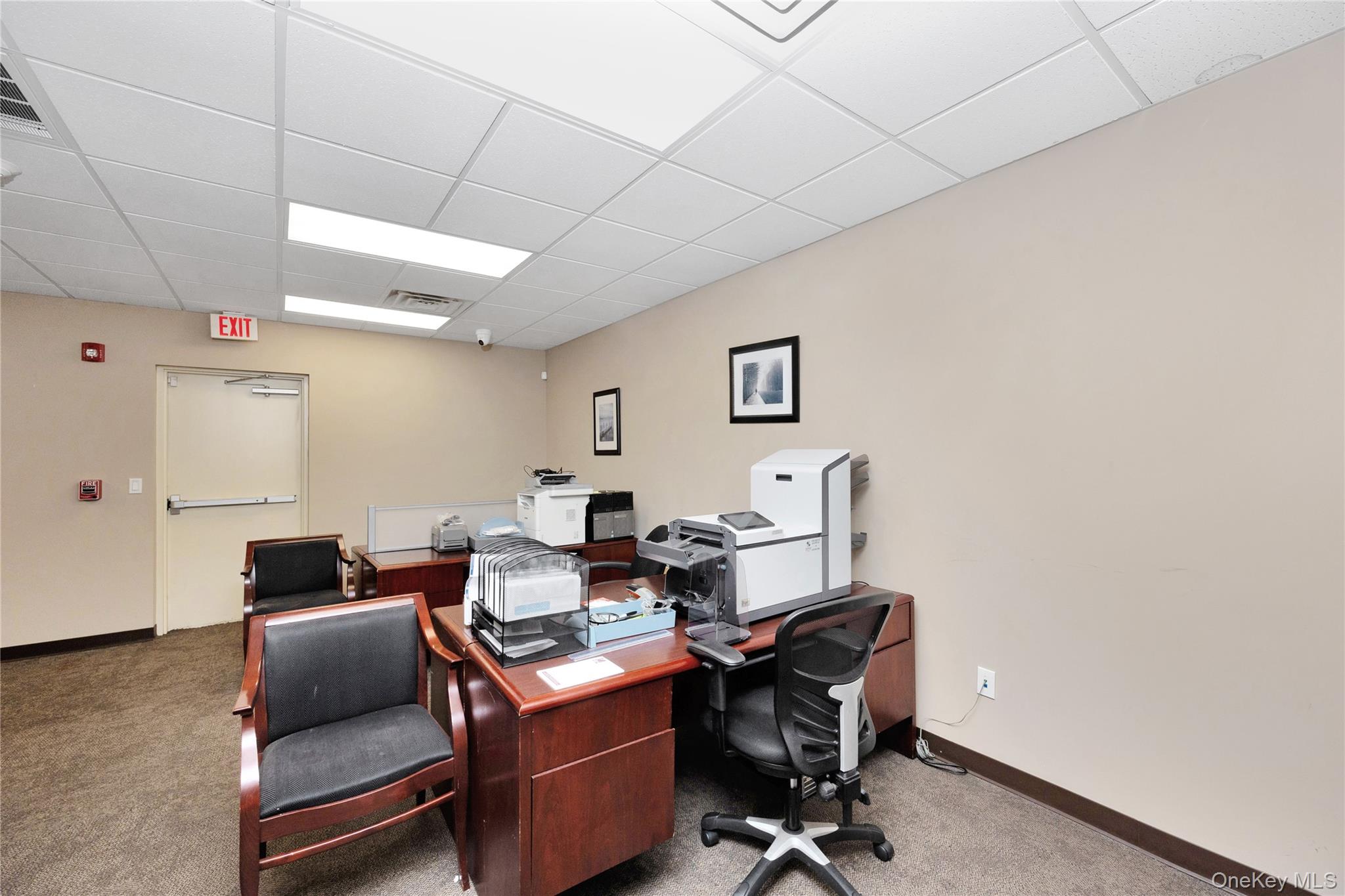 245-249 Montauk Highway, Lindenhurst, NY 11757