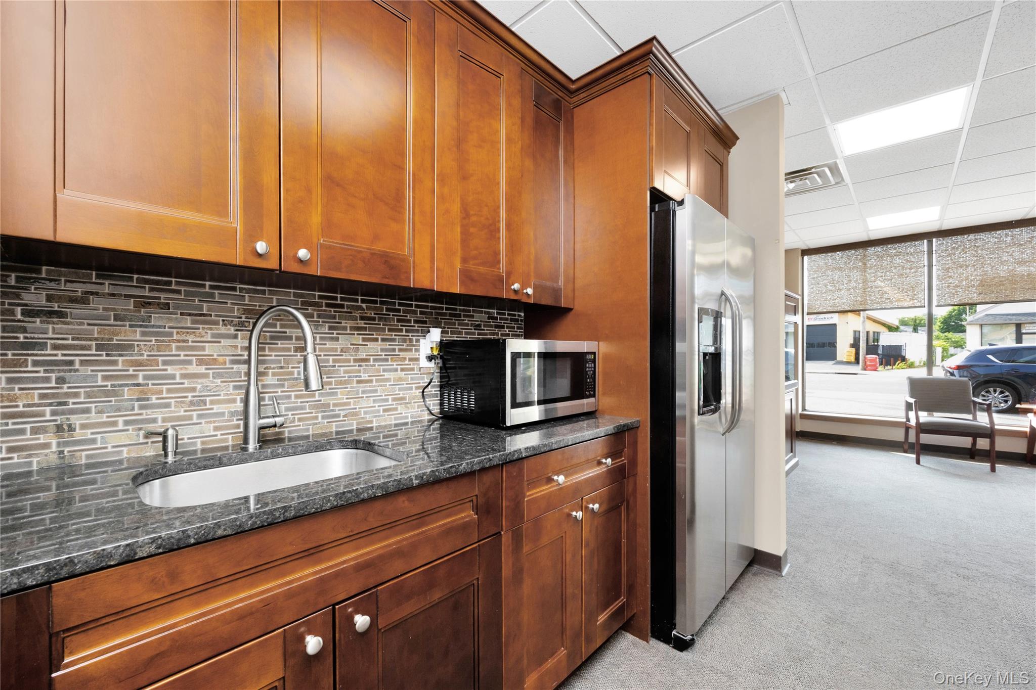 245-249 Montauk Highway, Lindenhurst, NY 11757