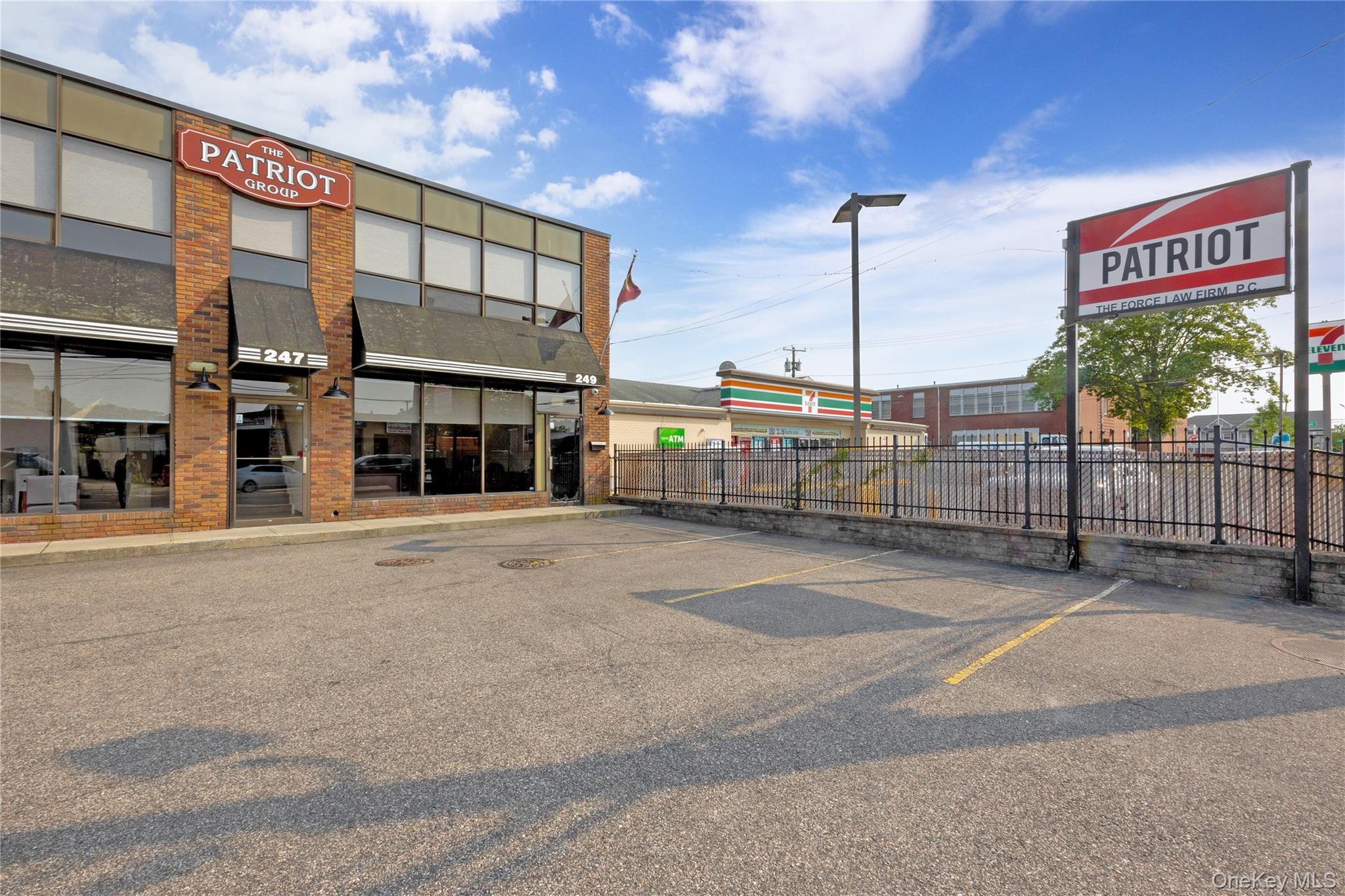 245-249 Montauk Highway, Lindenhurst, NY 11757