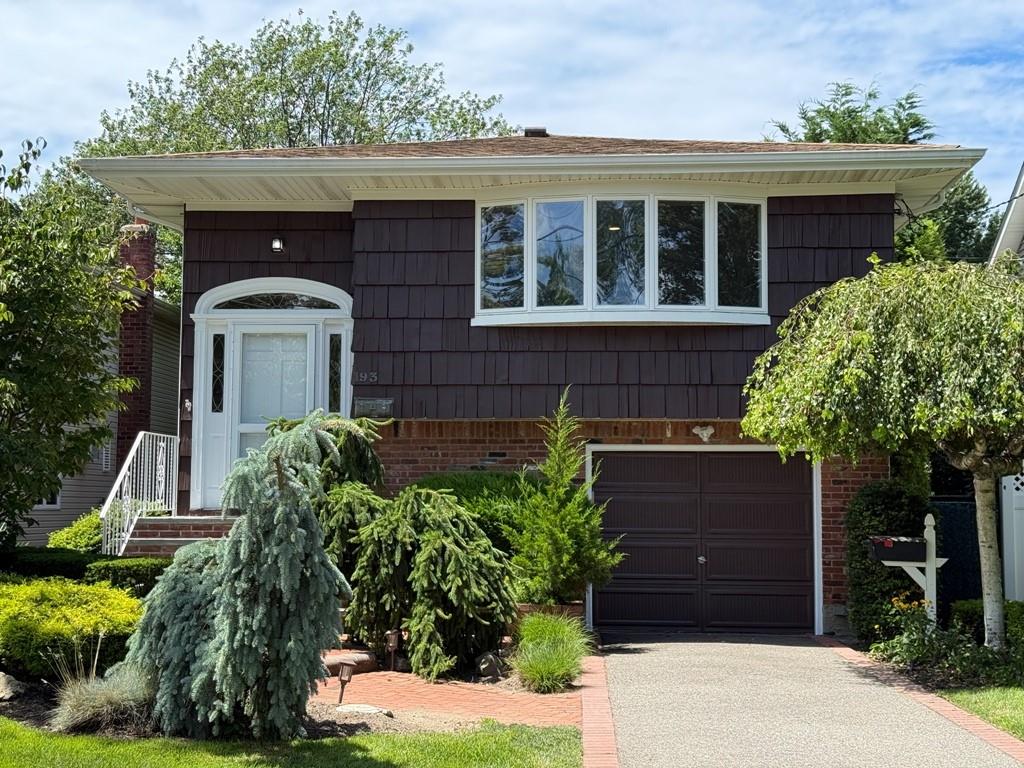193 E Shore Drive, Massapequa, NY 11758