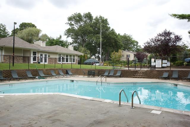144 Lake Pointe Drive # 144, Middle Island, NY 11953