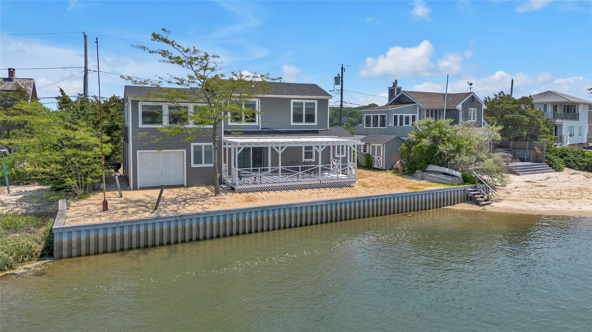 286 Towd Point Road, Southampton, NY 11968