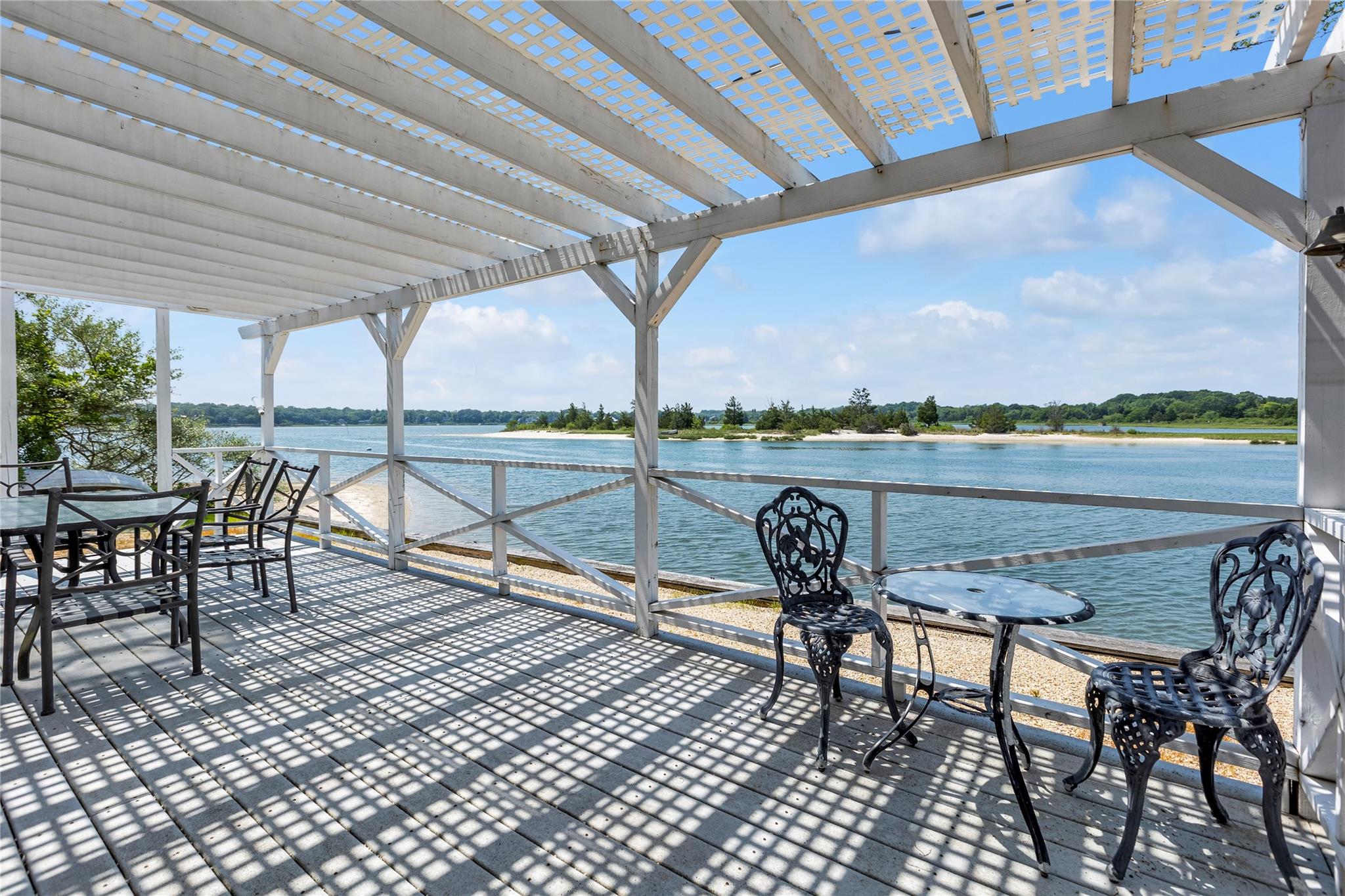 286 Towd Point Road, Southampton, NY 11968