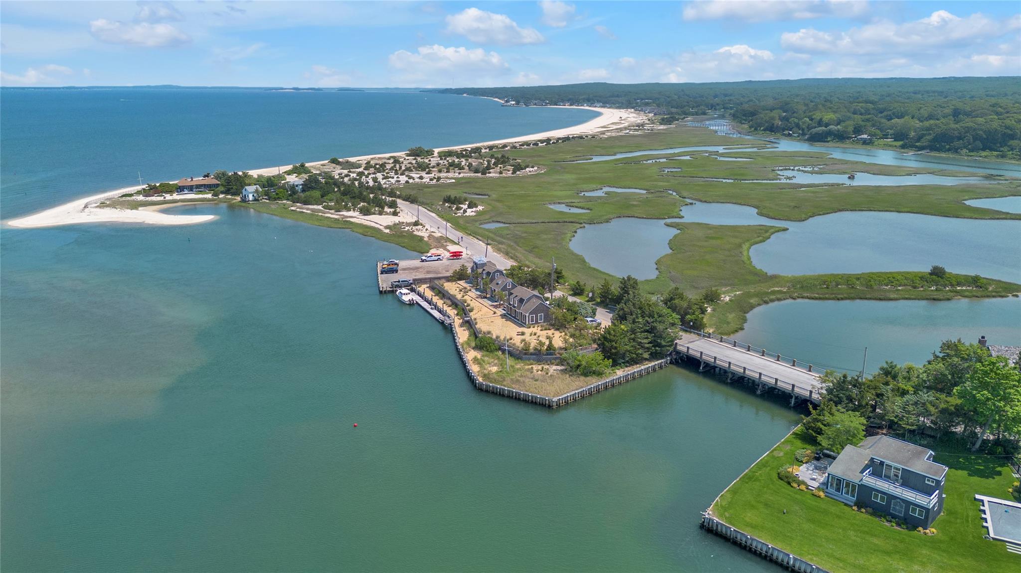 286 Towd Point Road, Southampton, NY 11968