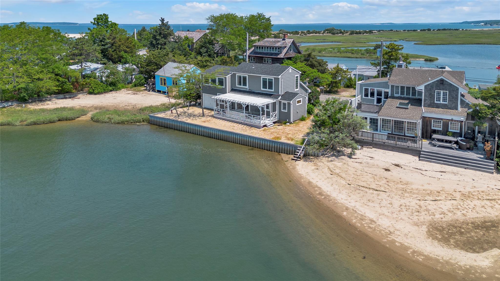 286 Towd Point Road, Southampton, NY 11968